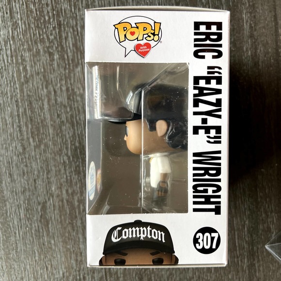 Funko Pop Eazy-E Color Compton FS #307 - Picture 2 of 5